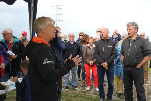 Officiële opening, 2 oktober, openingswoord door gedeputeerde Josan Meijers